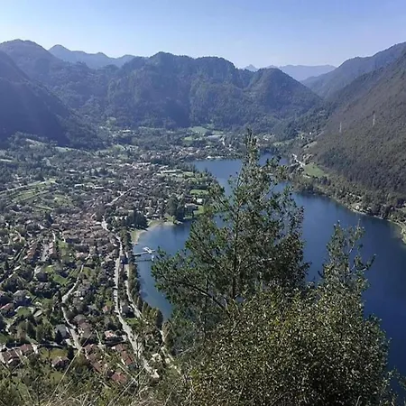 In Idro Near And Town Center *