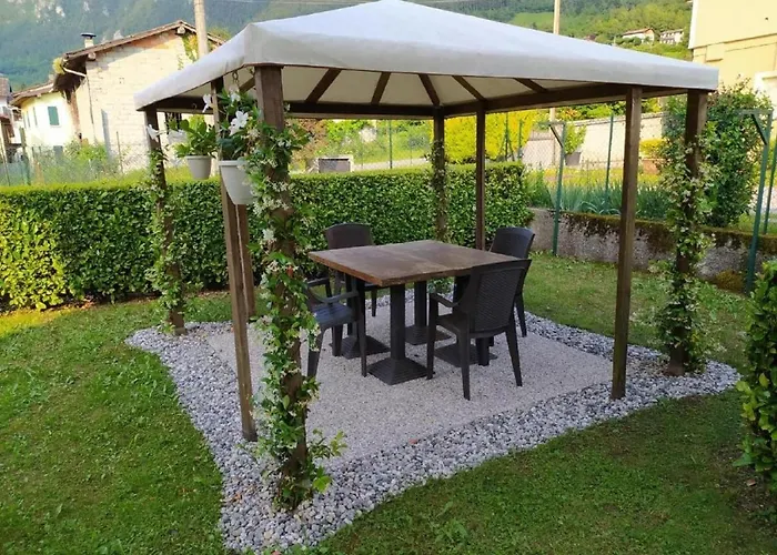 In Idro Near And Town Center Apartamento *