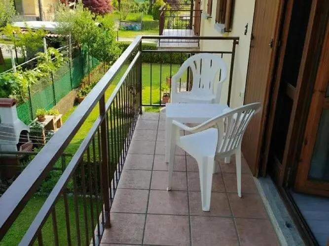 In Idro Near And Town Center Apartamento